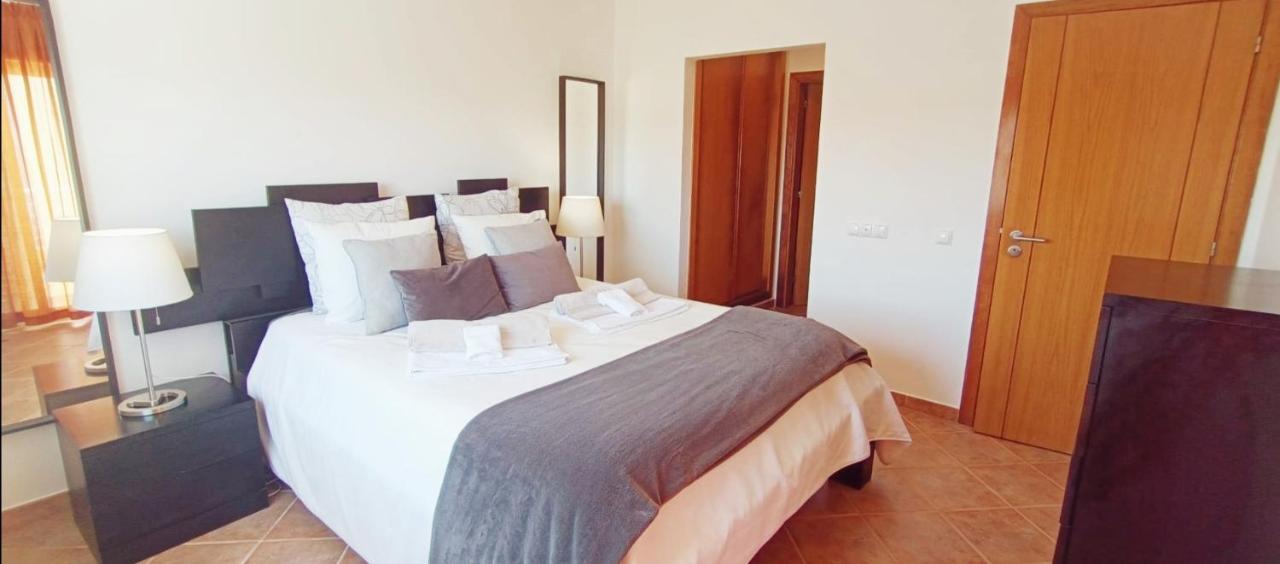 Recanto Das Tertulias - Apartamento 3 Quartos - Perfeito Para Familias E Amigos Apartment Lagos Exterior photo
